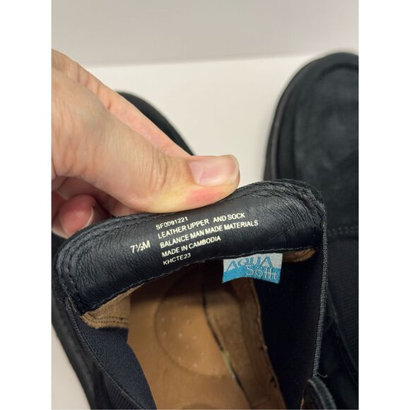 Sofft Chelsea Boots Size 7.5 Black Leather Samira Waterproof Pull On NEW - Picture 7 of 10